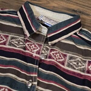 Vintage Wrangler Western Wear Womens Shirt L Southwest Aztec Cowgirl Blouse